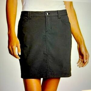 Eddie Bauer women’s Adventurer 2.0 Skort black sz 14